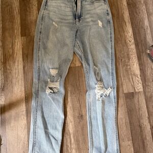 Hollister Light Blue High-Rise Curvy Mom Jeans